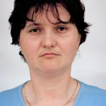 Selma M. (2005)  - Selma M. - Born on 20.03.1968 in Zvornik. She is married and has been living in Tuzla since the fall of Srebrenica. After ten years of uncertainty finally she lives in an own house again.